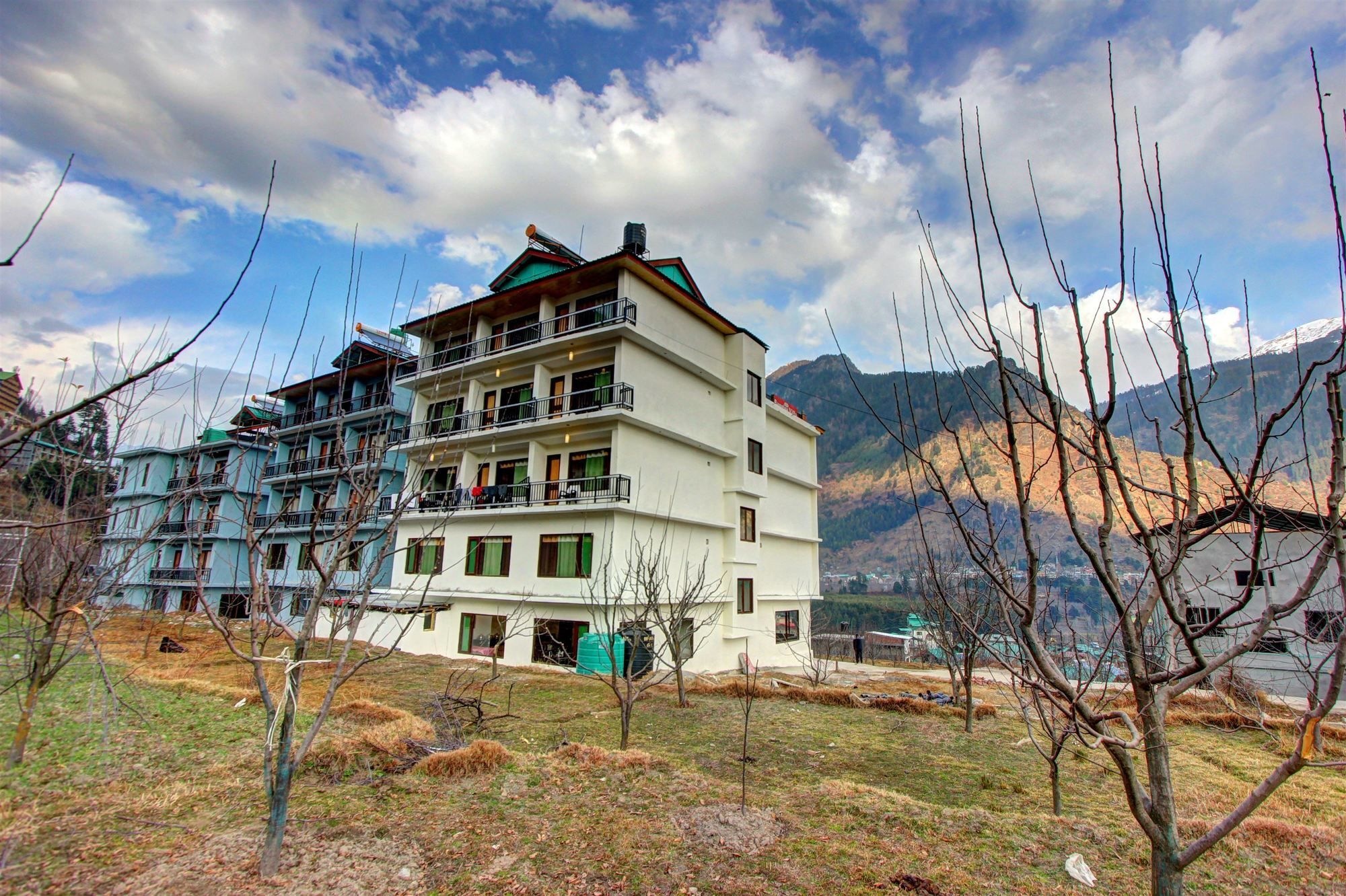 Hotel Sunrise Villa Manali  Exterior photo